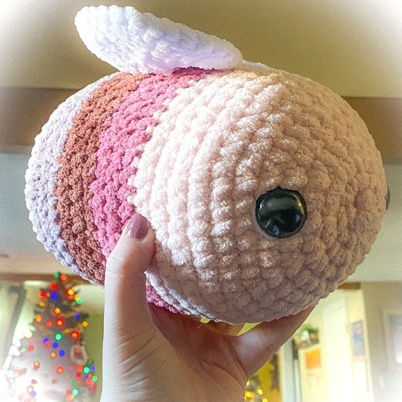 Big Chunky Pink Crocheted Bee - Picture 1 of 4